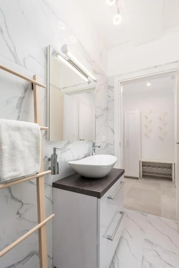 Srnec Apartments - Korzo Rijeka Kroatien