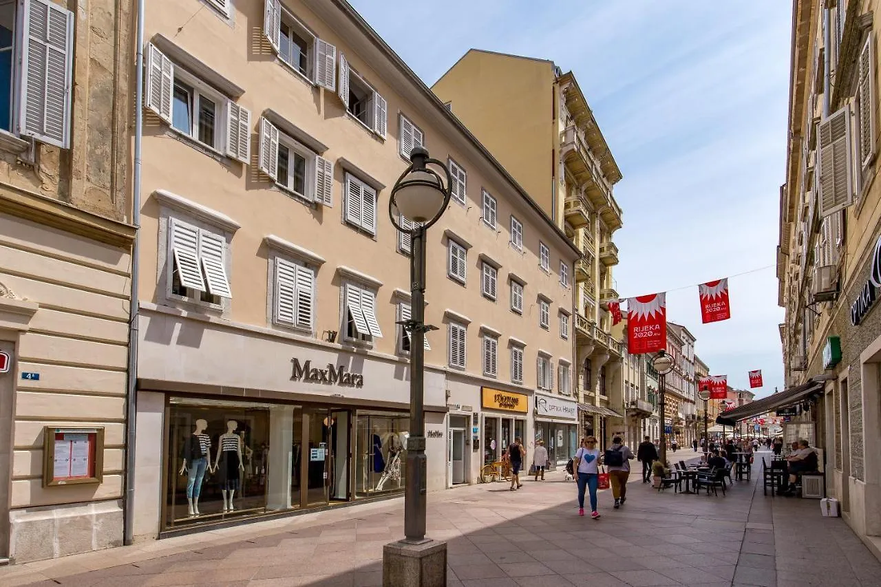 Srnec Apartments - Korzo Rijeka