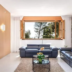 Pecine Apartment
